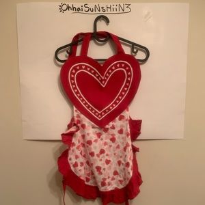 Kohl's Other - Valentine’s Day Heart apron from Kohl’s ❤︎ Kohl's Other - Valentine’s Day Heart apron from Kohl’s ❤︎